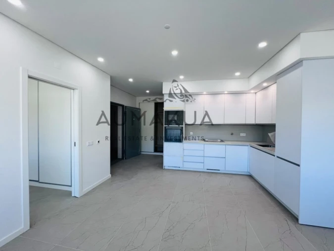 Apartamento T2 para Venda em Quarteira Foto 2