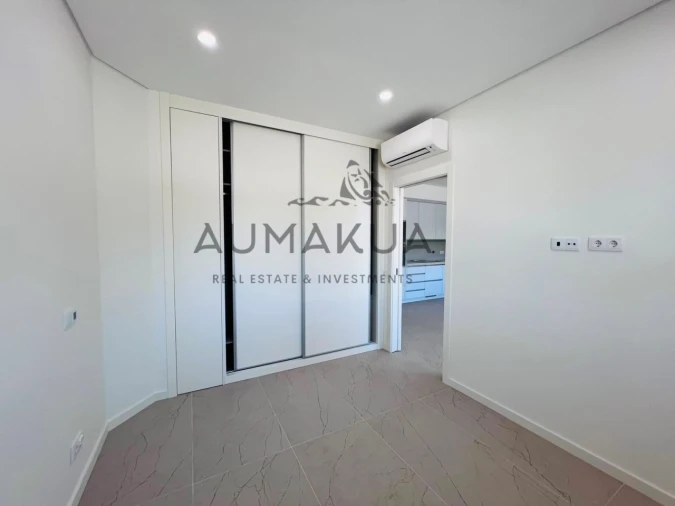 Apartamento T2 para Venda em Quarteira Foto 3