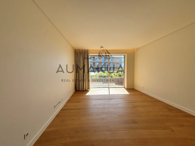 Apartamento T2 para Venda em Quarteira Foto 4