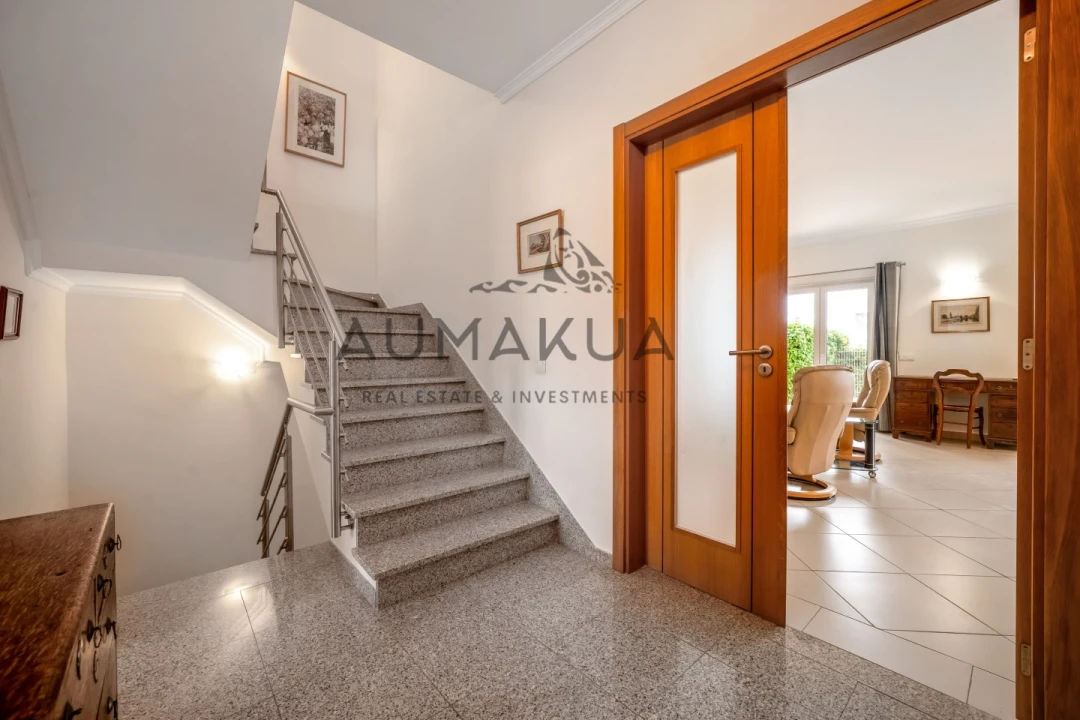 Moradia T4 para Venda em Albufeira e Olhos de Água Foto 5
