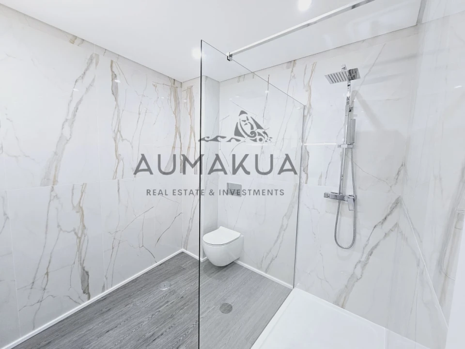 Apartamento T3 para Venda em Quelfes Foto 11