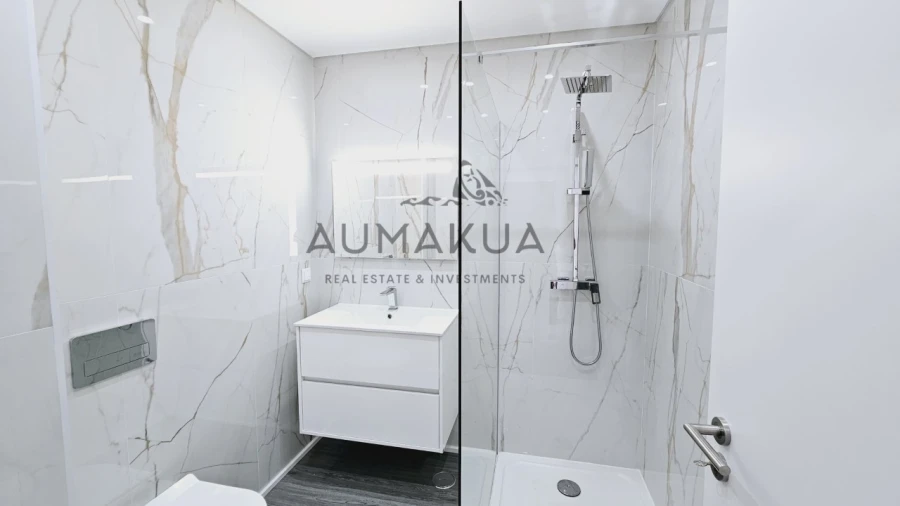 Apartamento T3 para Venda em Quelfes Foto 10