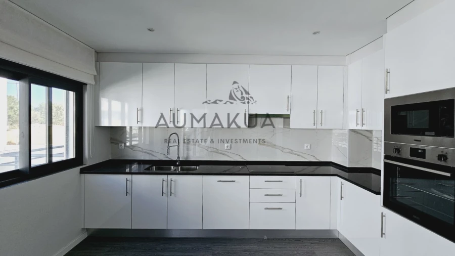Apartamento T3 para Venda em Quelfes Foto 3