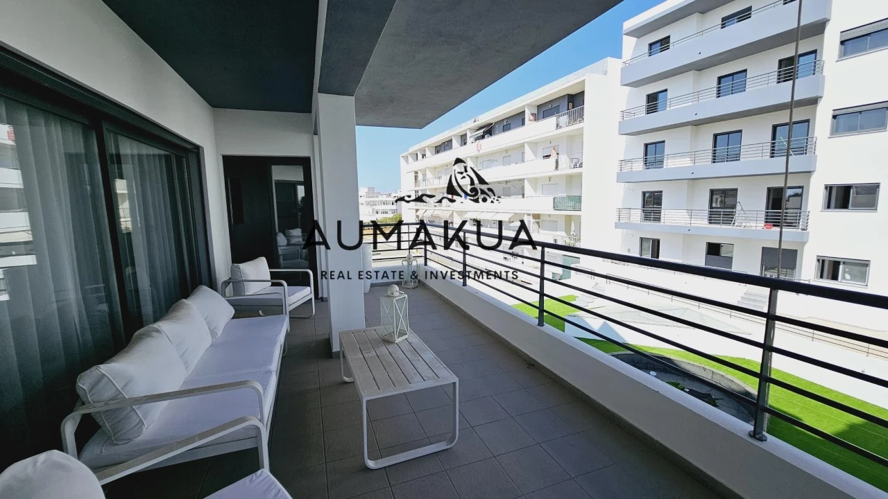 Apartamento T3 para Venda em Quelfes Foto 12