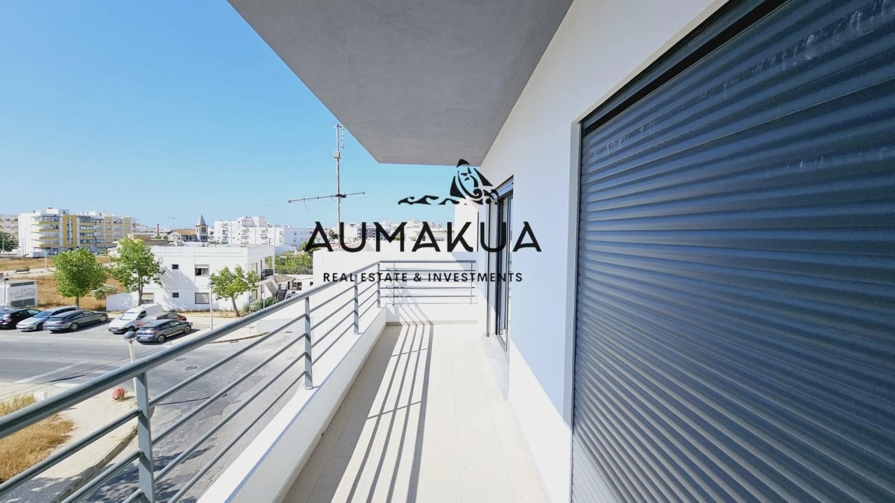 Apartamento T3 para Venda em Quelfes Foto 13