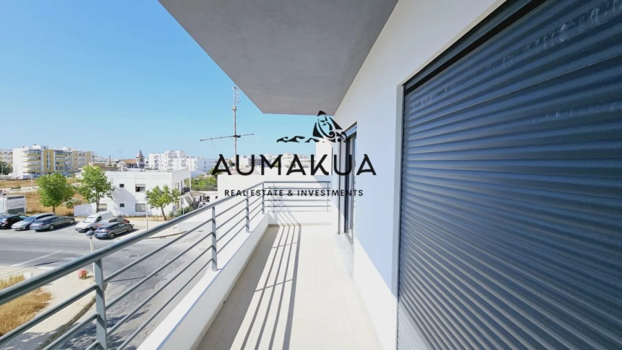 Apartamento T3 para Venda em Quelfes Foto 13