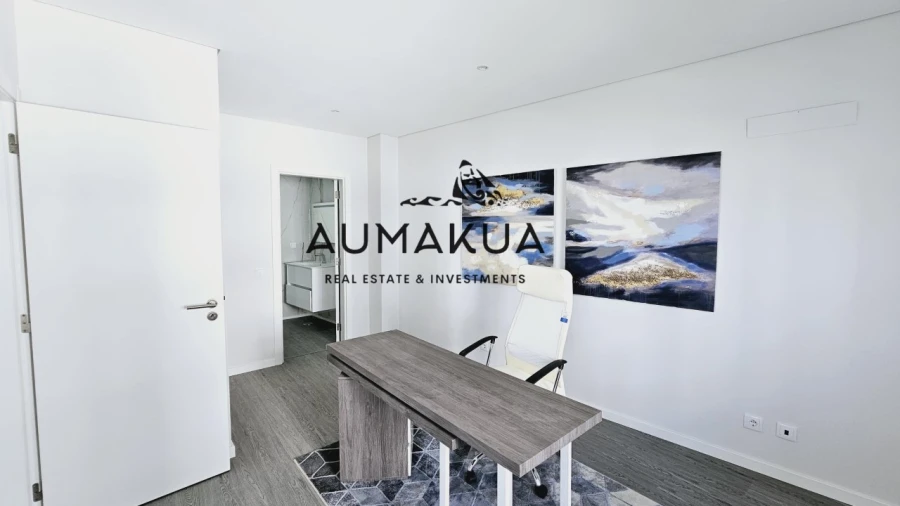 Apartamento T3 para Venda em Quelfes Foto 7