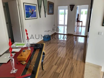 Moradia T4 para Venda em Albufeira e Olhos de Água