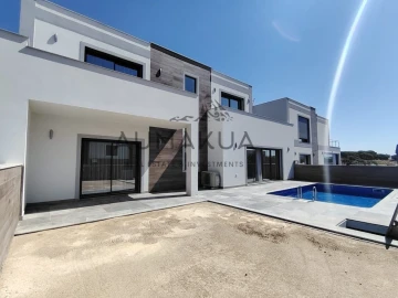 Moradia T3 para Venda em Albufeira e Olhos de Água
