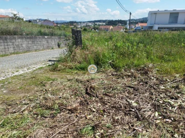 Terreno para Venda em Varzea