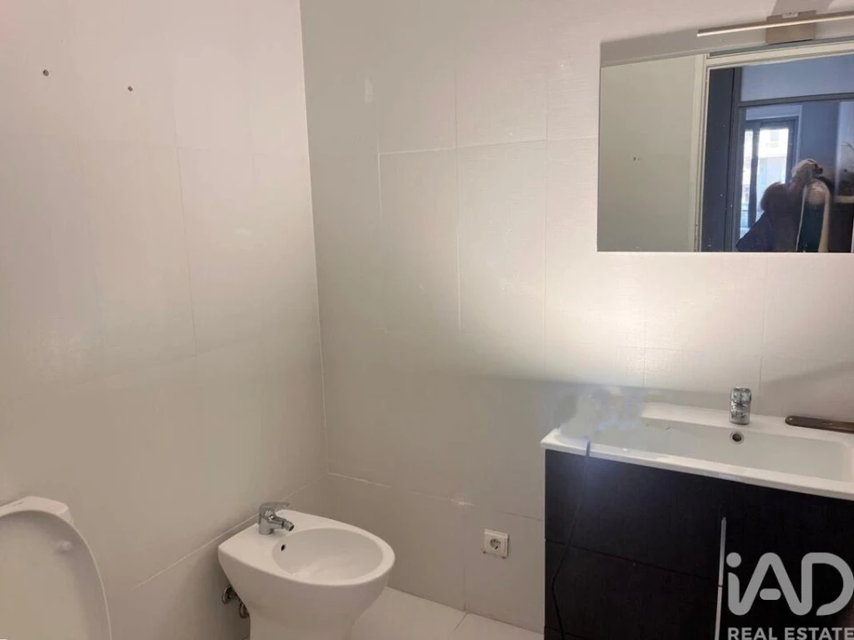 Apartamento T4 para Arrendamento em Aldoar, Foz do Douro e Nevogilde Foto 16