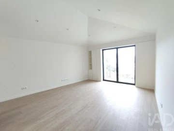 Apartamento T2 para Venda em Lordelo do Ouro e Massarelos