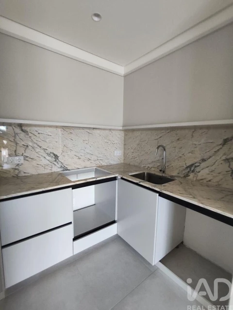 Apartamento T2 para Venda em Lordelo do Ouro e Massarelos