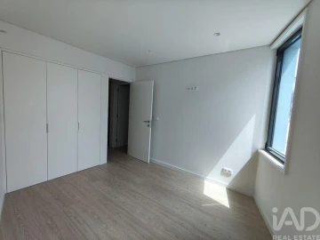 Apartamento T2 para Venda em Lordelo do Ouro e Massarelos