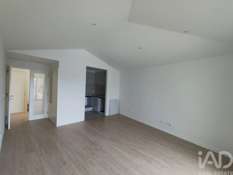 Apartamento T2 para Venda em Lordelo do Ouro e Massarelos Foto 15