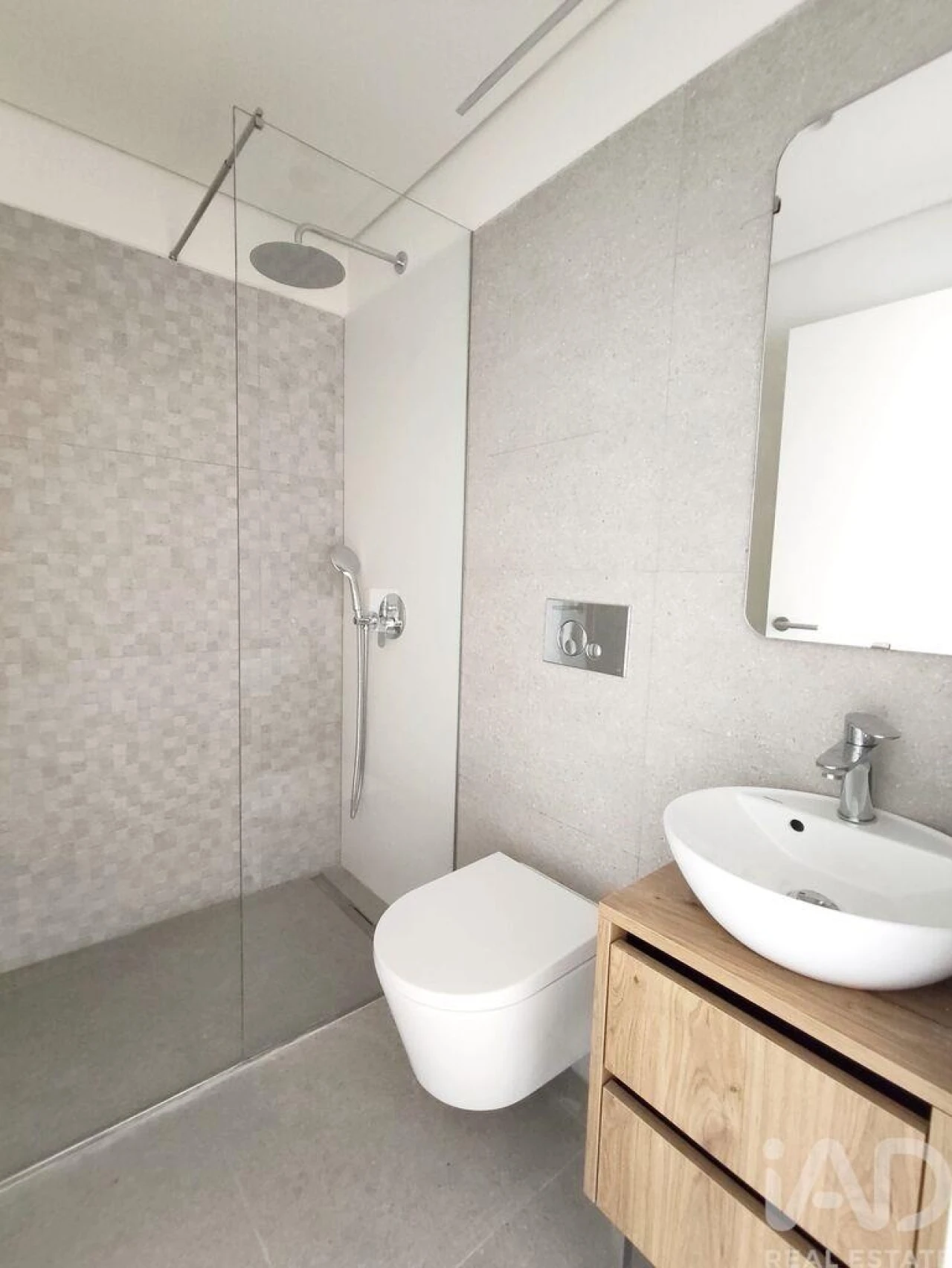 Apartamento T2 para Venda em Lordelo do Ouro e Massarelos Foto 11