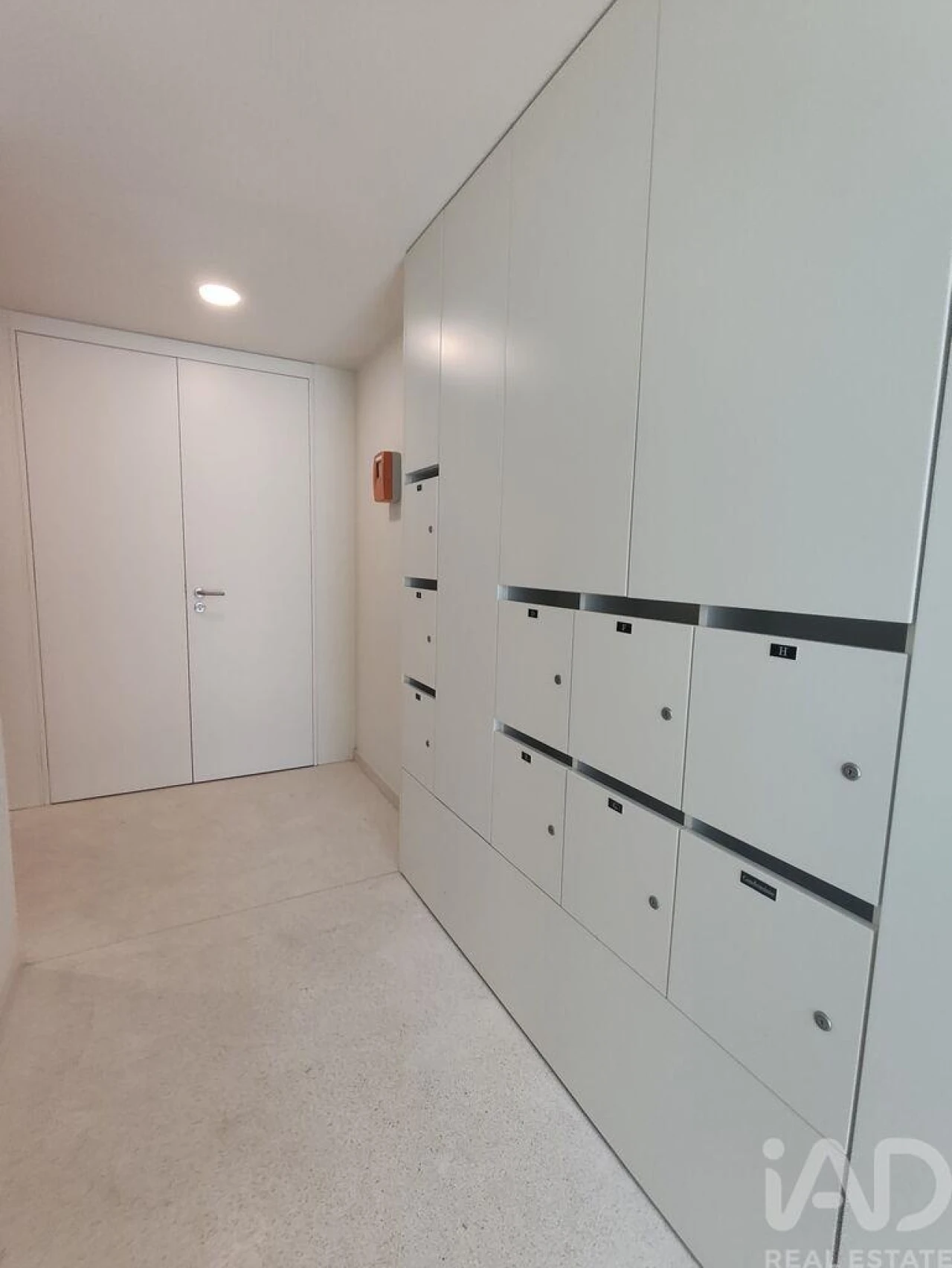 Apartamento T2 para Venda em Lordelo do Ouro e Massarelos Foto 34