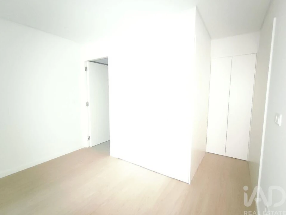 Apartamento T2 para Venda em Lordelo do Ouro e Massarelos Foto 19