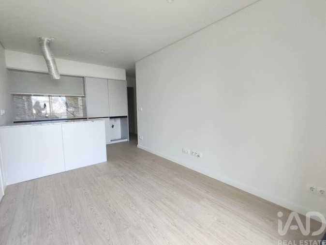 Apartamento T2 para Venda em Lordelo do Ouro e Massarelos Foto 7