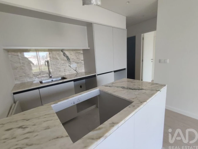 Apartamento T2 para Venda em Lordelo do Ouro e Massarelos Foto 6