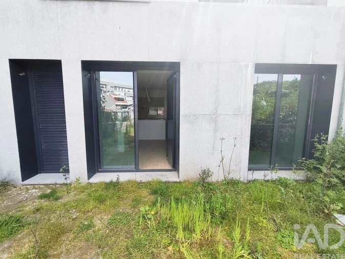 Apartamento T2 para Venda em Lordelo do Ouro e Massarelos Foto 3