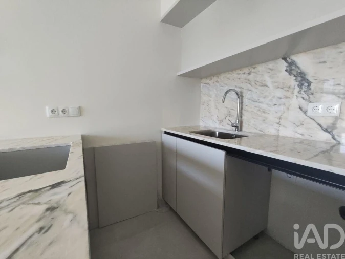 Apartamento T2 para Venda em Lordelo do Ouro e Massarelos Foto 8