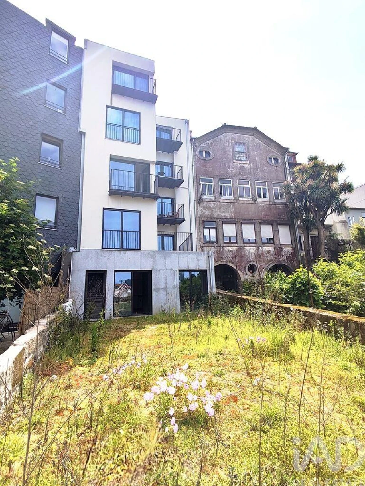 Apartamento T2 para Venda em Lordelo do Ouro e Massarelos Foto 12