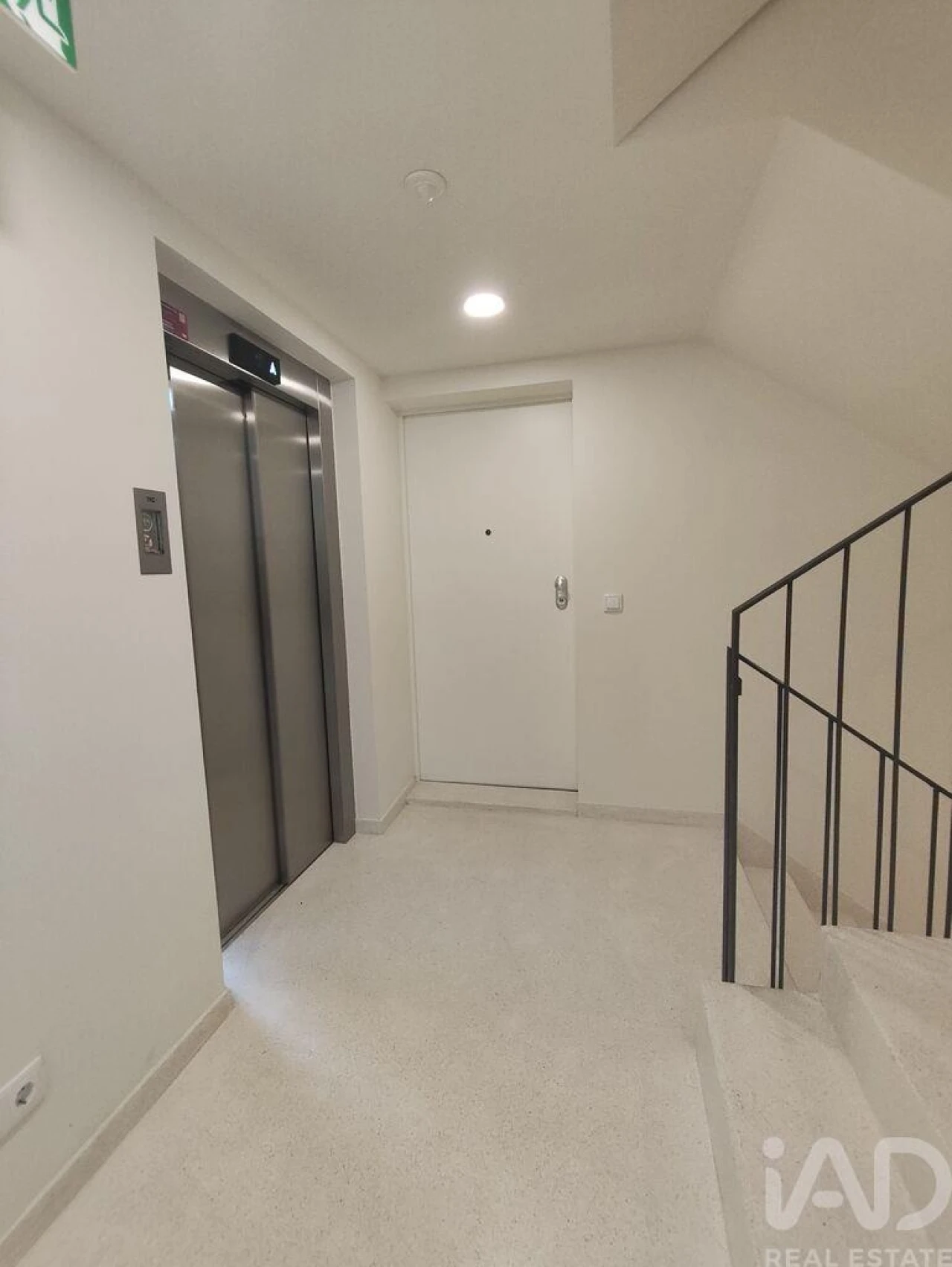 Apartamento T1 para Venda em Lordelo do Ouro e Massarelos Foto 18
