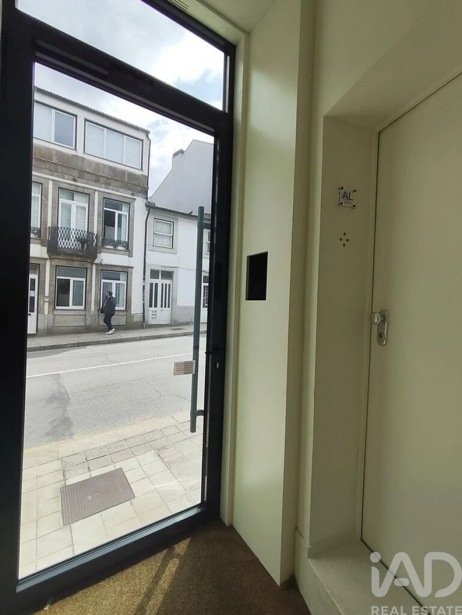Apartamento T1 para Venda em Lordelo do Ouro e Massarelos Foto 21