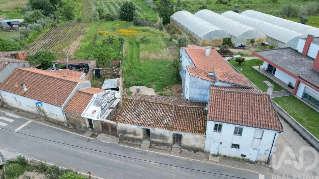 Moradia para Venda em Semide e Rio Vide Foto 17