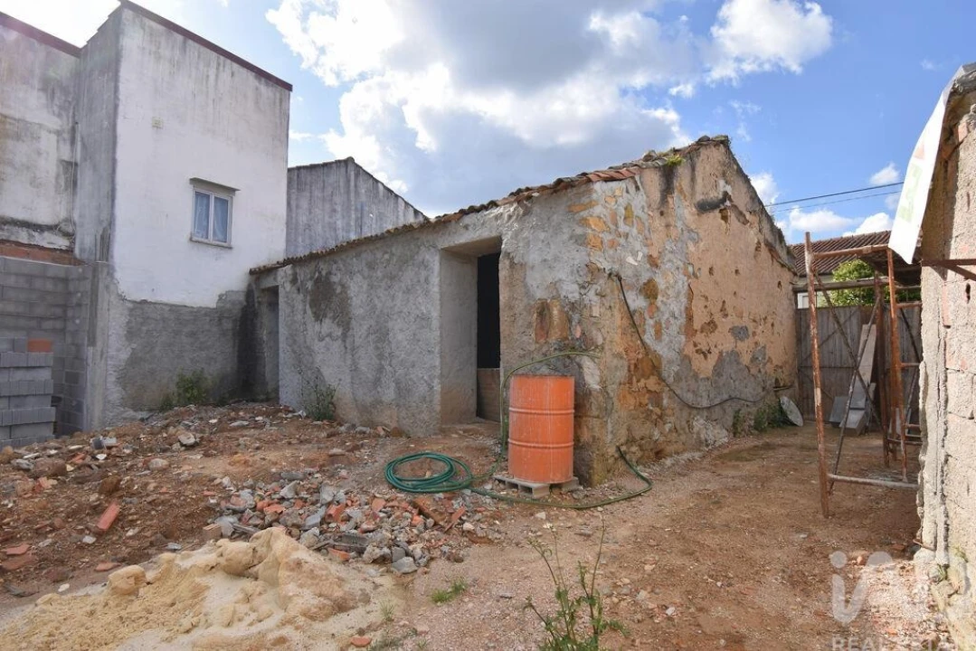 Moradia para Venda em Semide e Rio Vide Foto 12