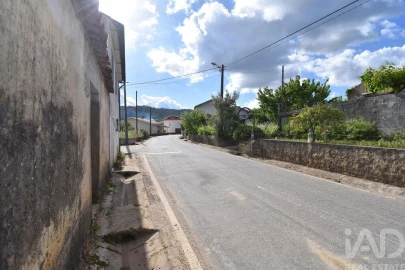 Moradia para Venda em Semide e Rio Vide