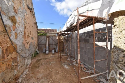Moradia para Venda em Semide e Rio Vide