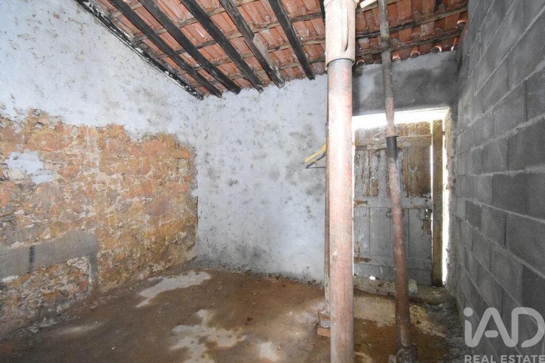 Moradia para Venda em Semide e Rio Vide Foto 9