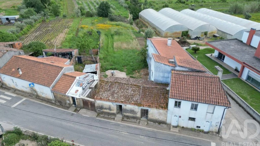 Moradia para Venda em Semide e Rio Vide Foto 17
