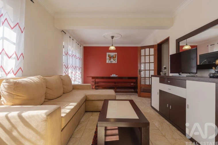 Apartamento T4 para Venda em São Martinho do Porto Foto 2