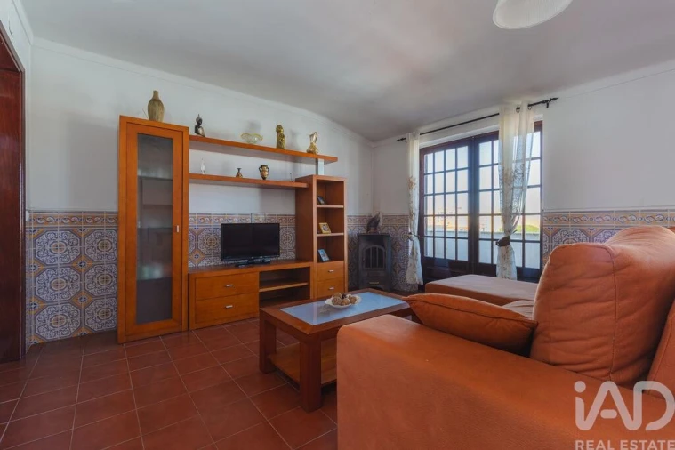 Apartamento T4 para Venda em São Martinho do Porto Foto 3