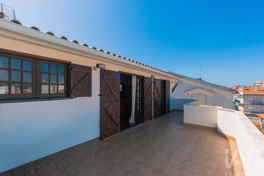 Apartamento T4 para Venda em São Martinho do Porto Foto 14