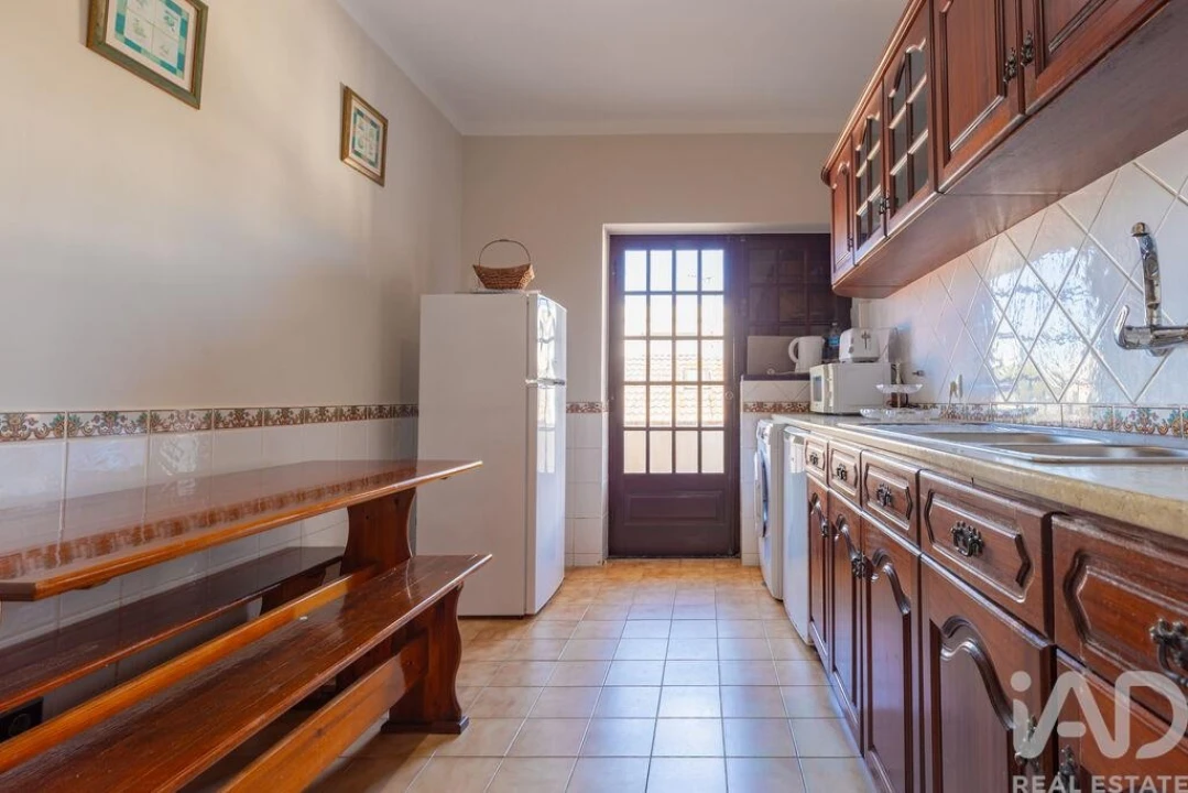 Apartamento T4 para Venda em São Martinho do Porto Foto 7