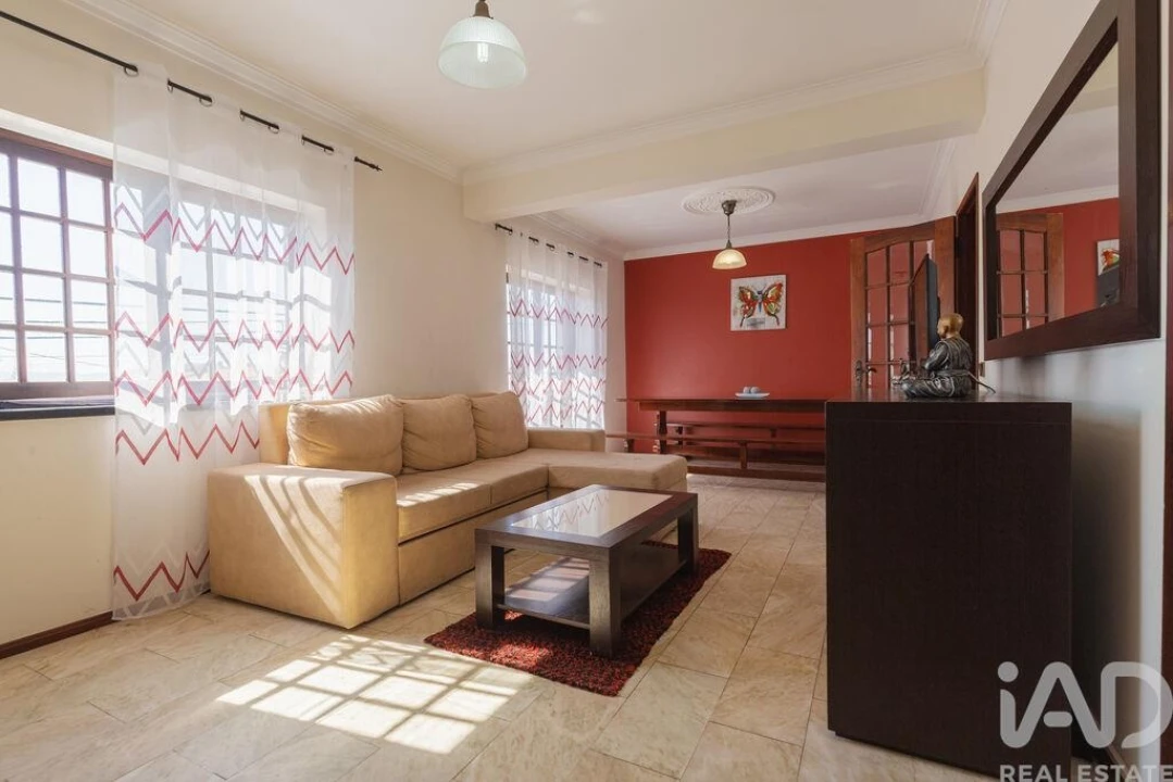 Apartamento T4 para Venda em São Martinho do Porto Foto 8