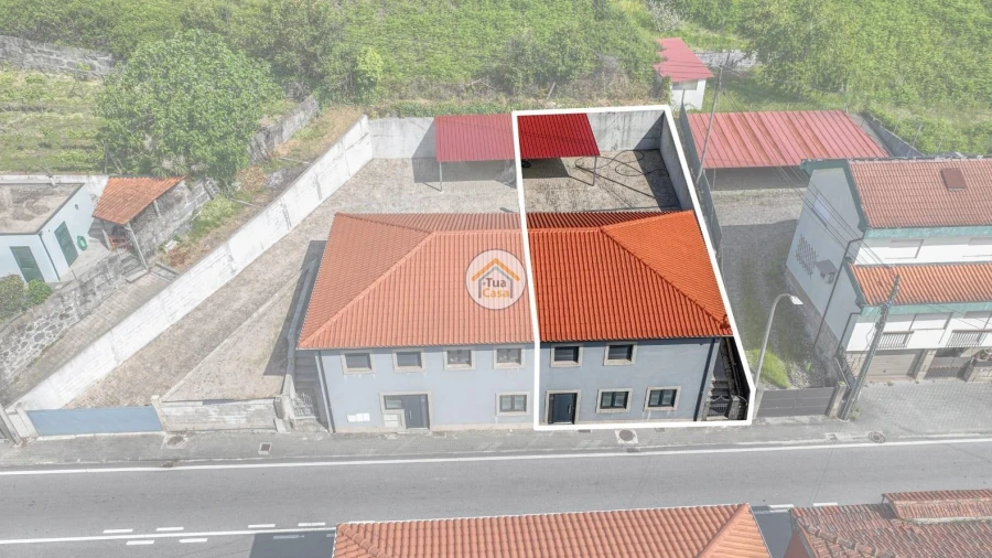 Moradia T3 para Venda em Freixo de Cima e de Baixo