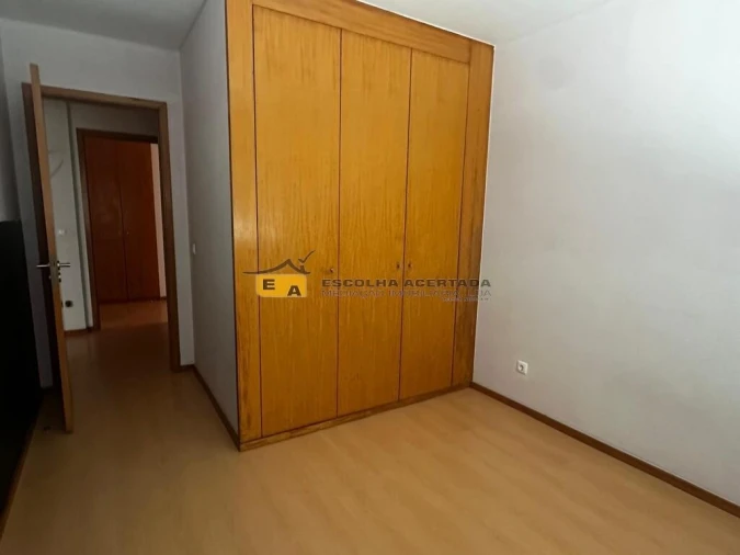 Apartamento T3 para Venda em Moreira Foto 11