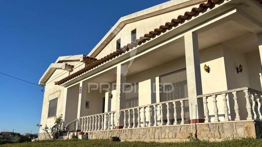 Moradia T3 para Venda em Achete, Azoia de Baixo e Póvoa de Santarém