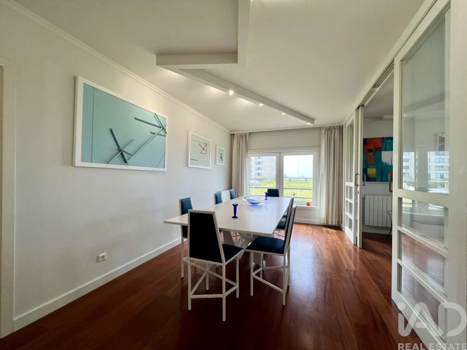 Apartamento T4 para Venda em Matosinhos e Leça da Palmeira Foto 8