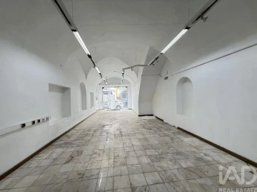 Loja para Venda em Évora (São Mamede, Sé, São Pedro e Santo Antão)