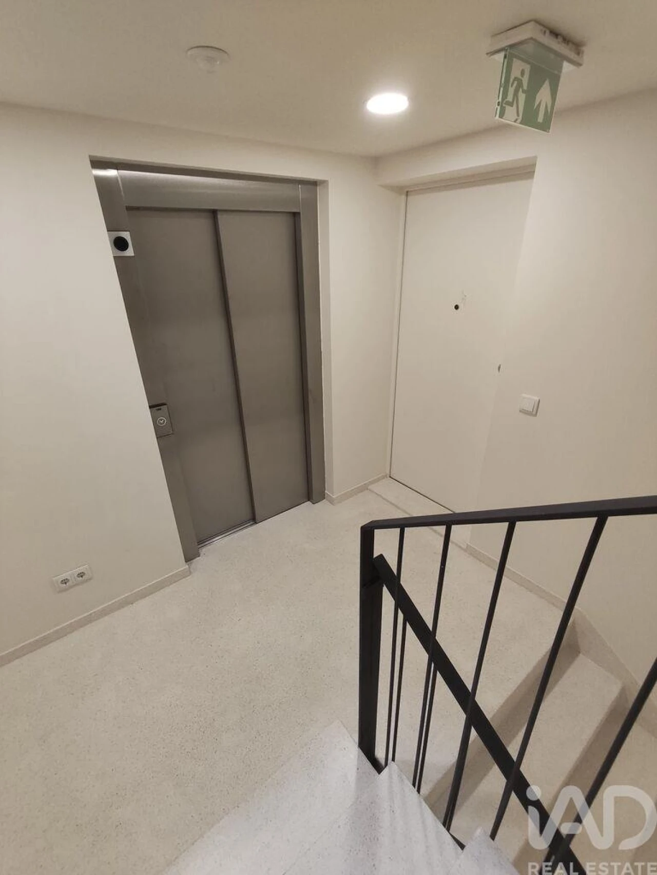 Apartamento T1 para Venda em Lordelo do Ouro e Massarelos Foto 30