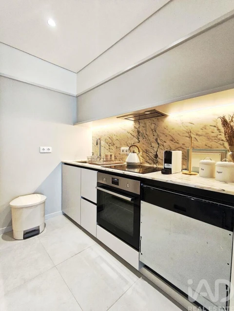 Apartamento T1 para Venda em Lordelo do Ouro e Massarelos