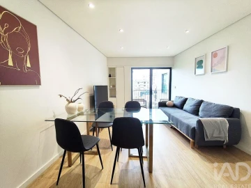 Apartamento T1 para Venda em Lordelo do Ouro e Massarelos