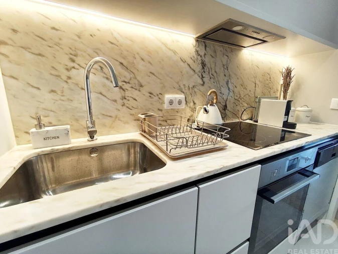 Apartamento T1 para Venda em Lordelo do Ouro e Massarelos Foto 13