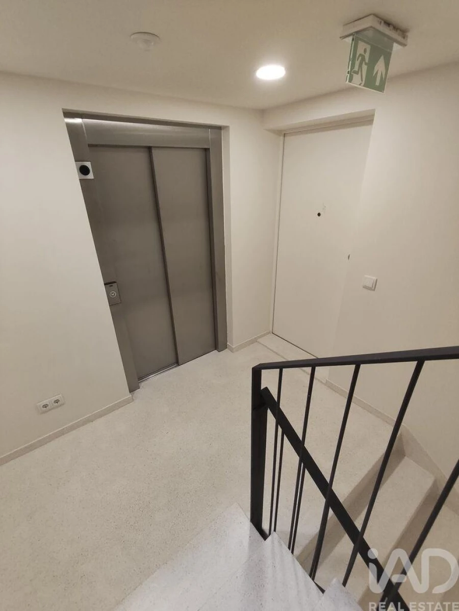 Apartamento T1 para Venda em Lordelo do Ouro e Massarelos Foto 30